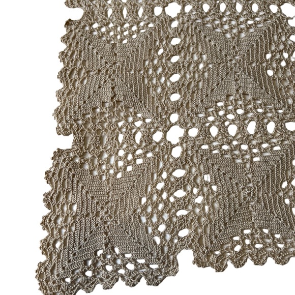 Vintage Long Geometric Rustic Mid Century Crocheted Tea Stain Runner - Picture 8 of 11